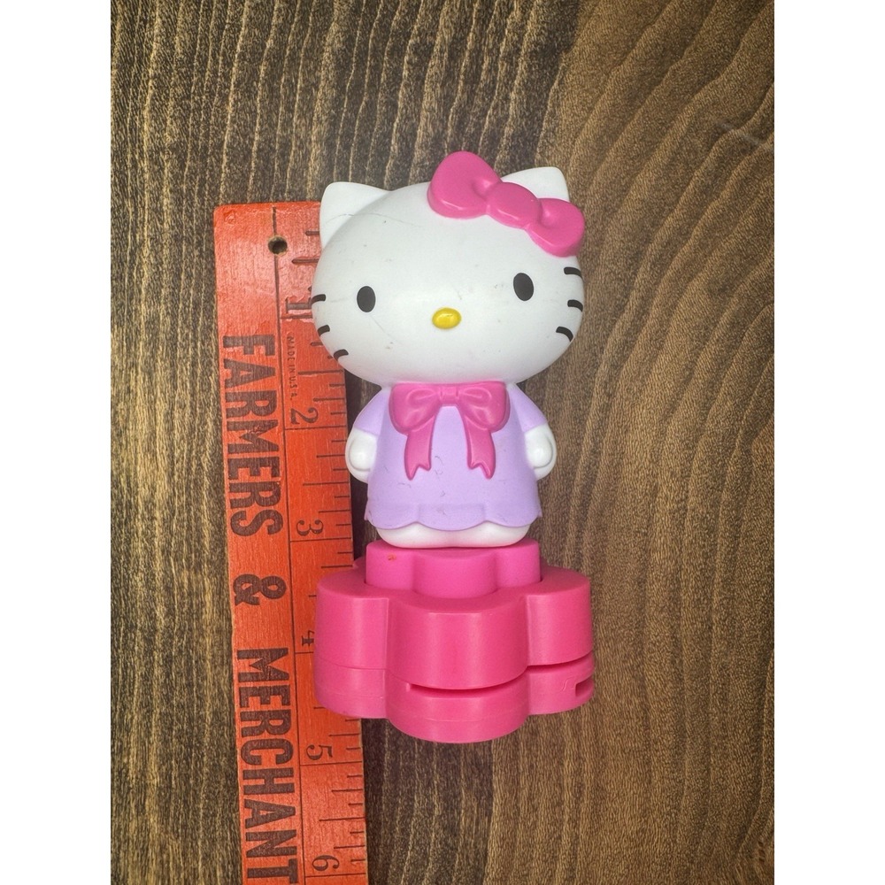 McDonalds 2015 Hello‎ Kitty On Pink Flower Kids Happy Meal Toy